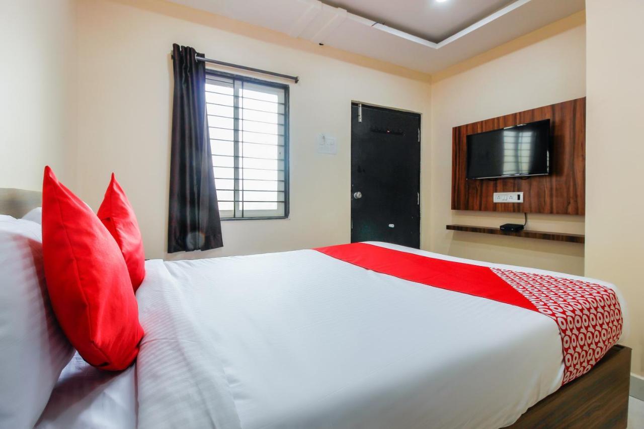 Готель Oyo 66942 Venus Residency Lalaguda Екстер'єр фото