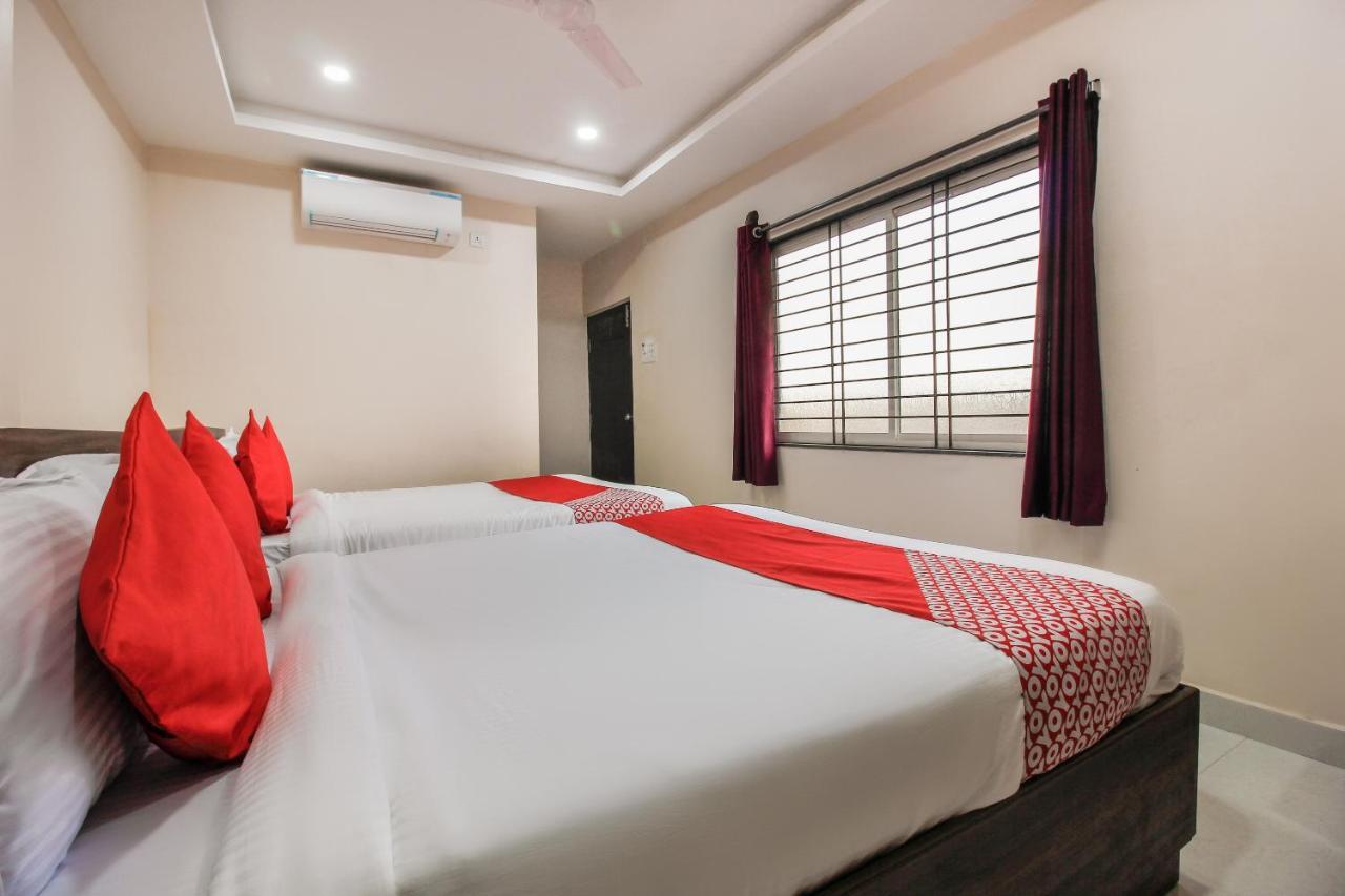 Готель Oyo 66942 Venus Residency Lalaguda Екстер'єр фото