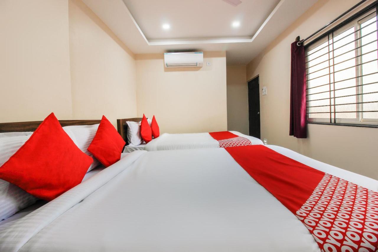 Готель Oyo 66942 Venus Residency Lalaguda Екстер'єр фото